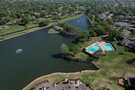 2817 Lakeside Lane Carrollton, TX 75006