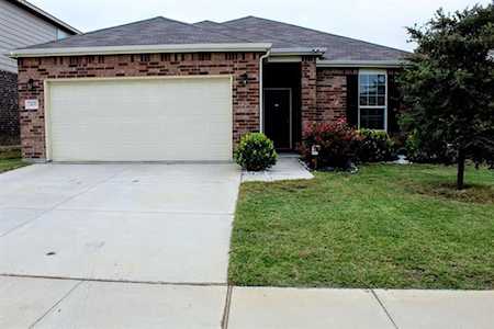 2409 Buelingo Lane Fort Worth, TX 76131