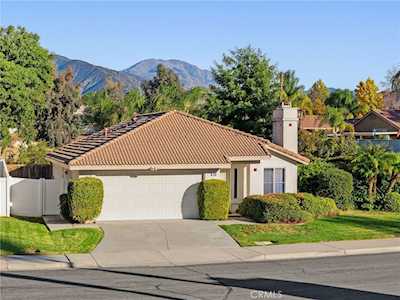 7781 Morningside Ln Highland, CA 92346