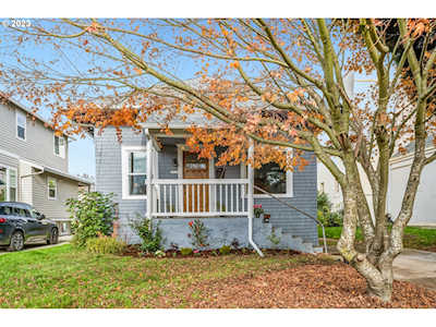 3827 SE Stephens ST Portland, OR 97214