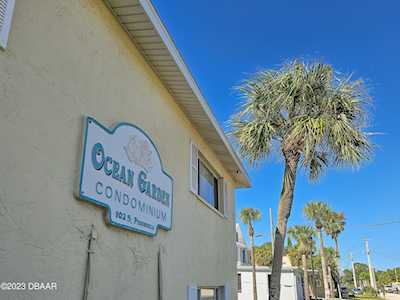 102 Peninsula Drive #102 Daytona Beach, FL 32118