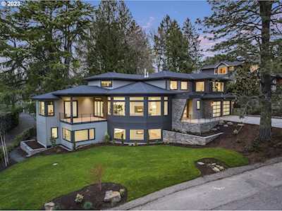 2679 Glen Eagles RD Lake Oswego, OR 97034