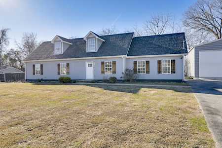 243 Sky Harbor Drive Murfreesboro, TN 37129