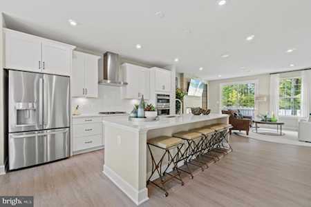 10878 Foxtrot Circle Upper Marlboro, MD 20772