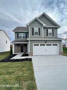 152 E Elderberry St Oak Ridge, TN 37830