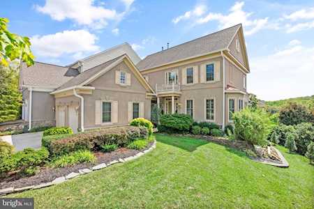 6273 Kingfisher Ln Alexandria, VA 22312