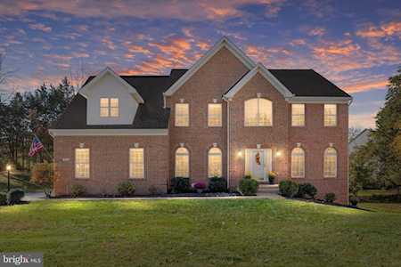 8008 Buschwood Mews Gainesville, VA 20155