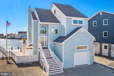 283 Evergreen Dr Bayville, NJ 08721
