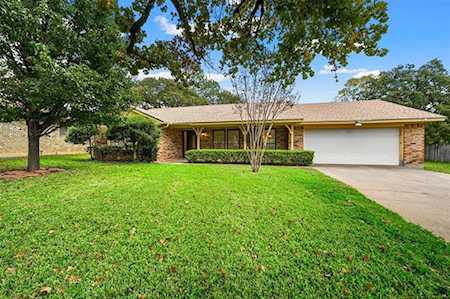 7262 Merry Lane Court Fort Worth, TX 76112