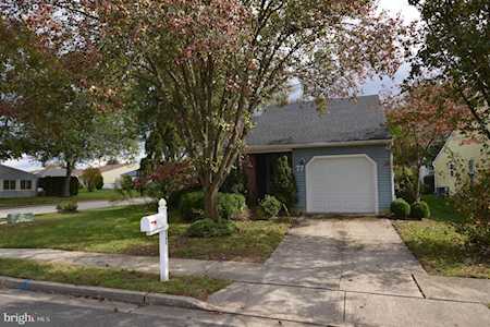 77 Falmouth Dr Mount Laurel, NJ 08054