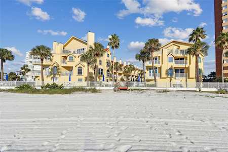 17960 Gulf Blvd #109 Redington Shores, FL 33708