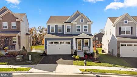 43425 Bettys Farm Dr Chantilly, VA 20152