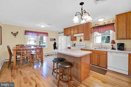3248 Maiden Ln Manchester, MD 21102