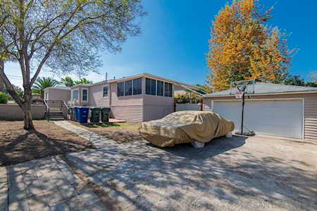 7570 Calvocado Lemon Grove, CA 91945