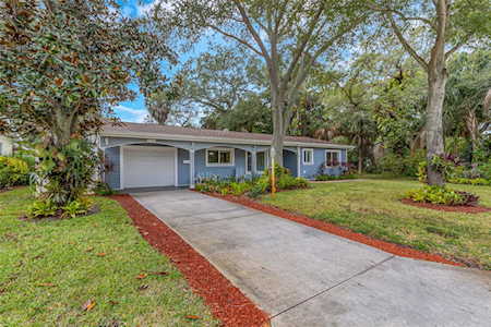 8330 40th Ave N St. Petersburg, FL 33709