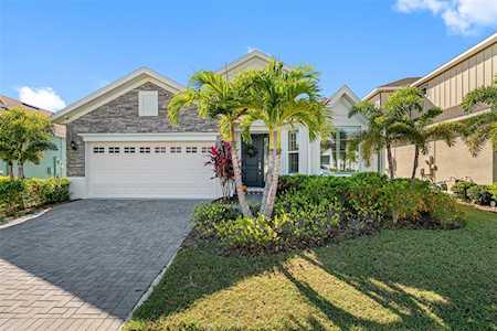 5323 Wishing Arch Dr Apollo Beach, FL 33572