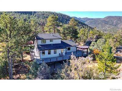 96 Navajo Ct Lyons, CO 80540