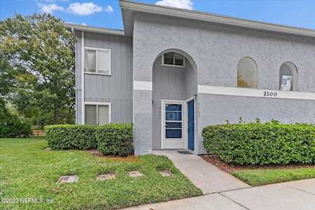 3270 Ricky DR Jacksonville, FL 32223