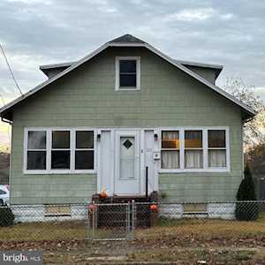 223 W Evesham Rd Runnemede, NJ 08078