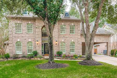 2315 Timberbrook Trl Houston, TX 77345