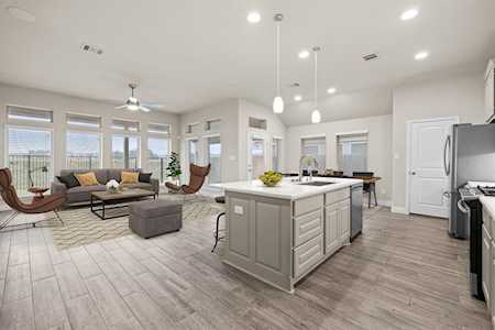 105 Glen Arbor DR Liberty Hill, TX 78642