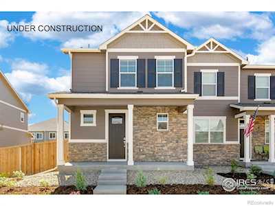 571 Thoroughbred Ln Johnstown, CO 80534