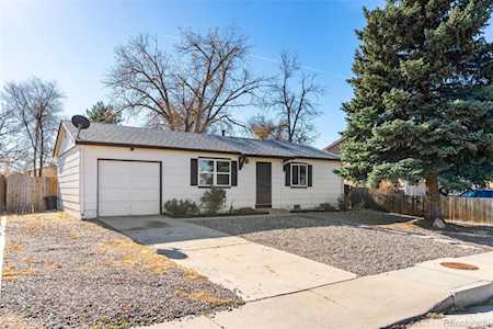 4945 Ivor Dr Colorado Springs, CO 80916