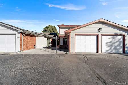 426 Lakewood Circle Colorado Springs, CO 80910