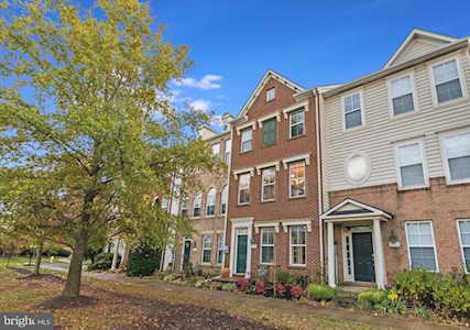 14518 Kentish Fire St Gainesville, VA 20155