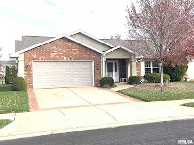 5313 W Flagstone Dr Peoria, IL 61615