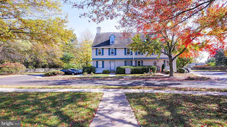 838 Westfield Dr Cinnaminson, NJ 08077