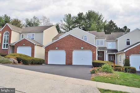 1256 Summitview Ct New Cumberland, PA 17070