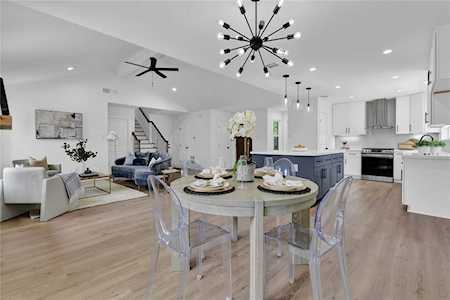 9627 Springmont Dr Houston, TX 77080