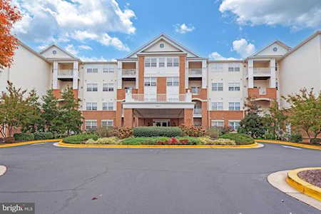 2607 Chapel Lake Dr #405 Gambrills, MD 21054