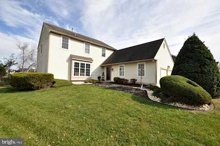 42 White Pine Dr Sewell, NJ 08080
