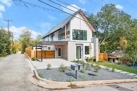 1106 Mariposa DR #A Austin, TX 78704