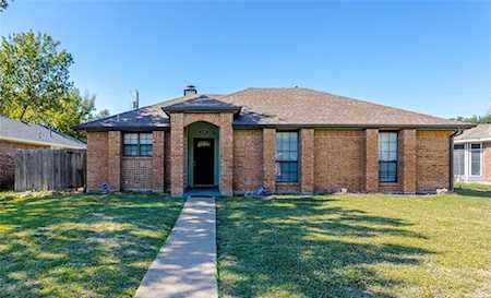 2305 Windridge Lane Rowlett, TX 75088
