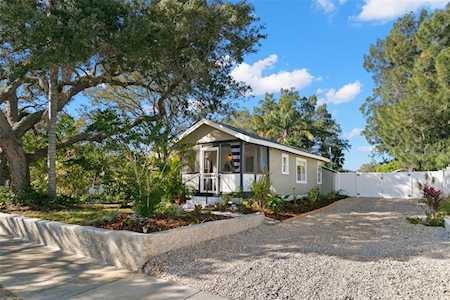 1838 Overbrook Ave Clearwater, FL 33755
