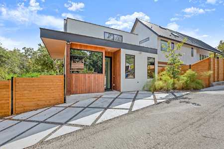 1106 Mariposa DR #B Austin, TX 78704