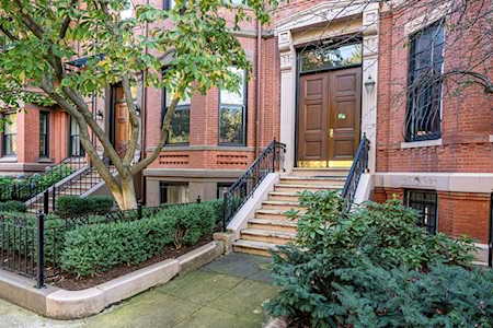 216 Commonwealth Ave #4 Boston, MA 02116