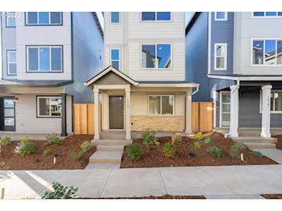 1420 N Chehalis LN Newberg, OR 97132