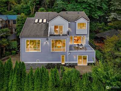 1520 E Interlaken Blvd Seattle, WA 98112