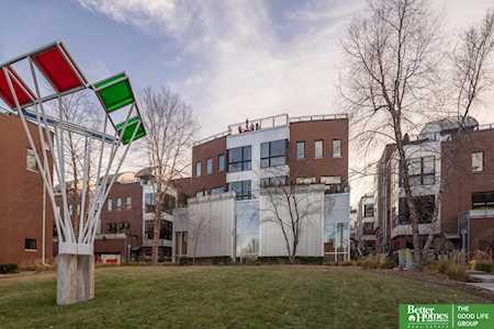 1126 Mayberry Plaza Omaha, NE 68108