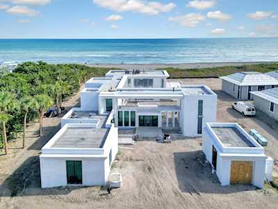 5 S Beach Road Hobe Sound, FL 33455