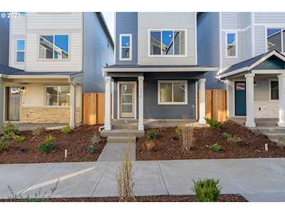 1430 N Chehalis LN Newberg, OR 97132