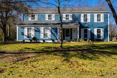 36162 Fredericksburg Rd Farmington Hills, MI 48331