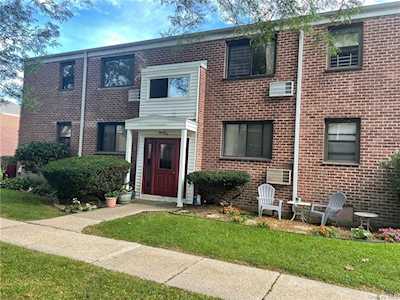 28 Lawrence Dr #C White Plains, NY 10603
