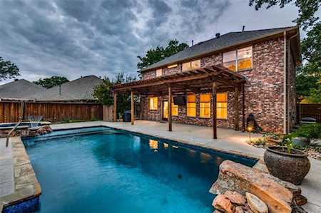 820 Royal Oak Lane Burleson, TX 76028