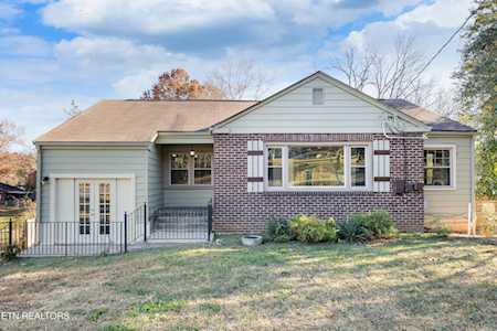 2428 Highland Dr Knoxville, TN 37918