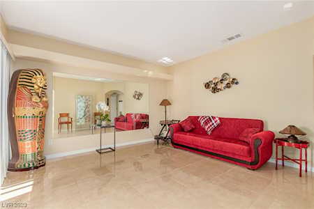 8400 White Eagle Ave #202 Las Vegas, NV 89145